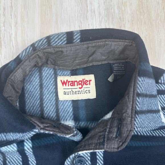 Wrangler Authentics Long Sleeve Plaid Fleece Shirt Cozy Lumberjack Shacket Small - Picture 11 of 13